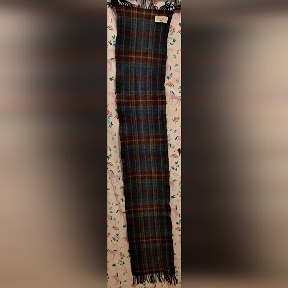 Vintage 80s Paul Costelloe Blue & Red Plaid Wool Casual Unisex Scarf w/ Fringe - Picture 6 of 7